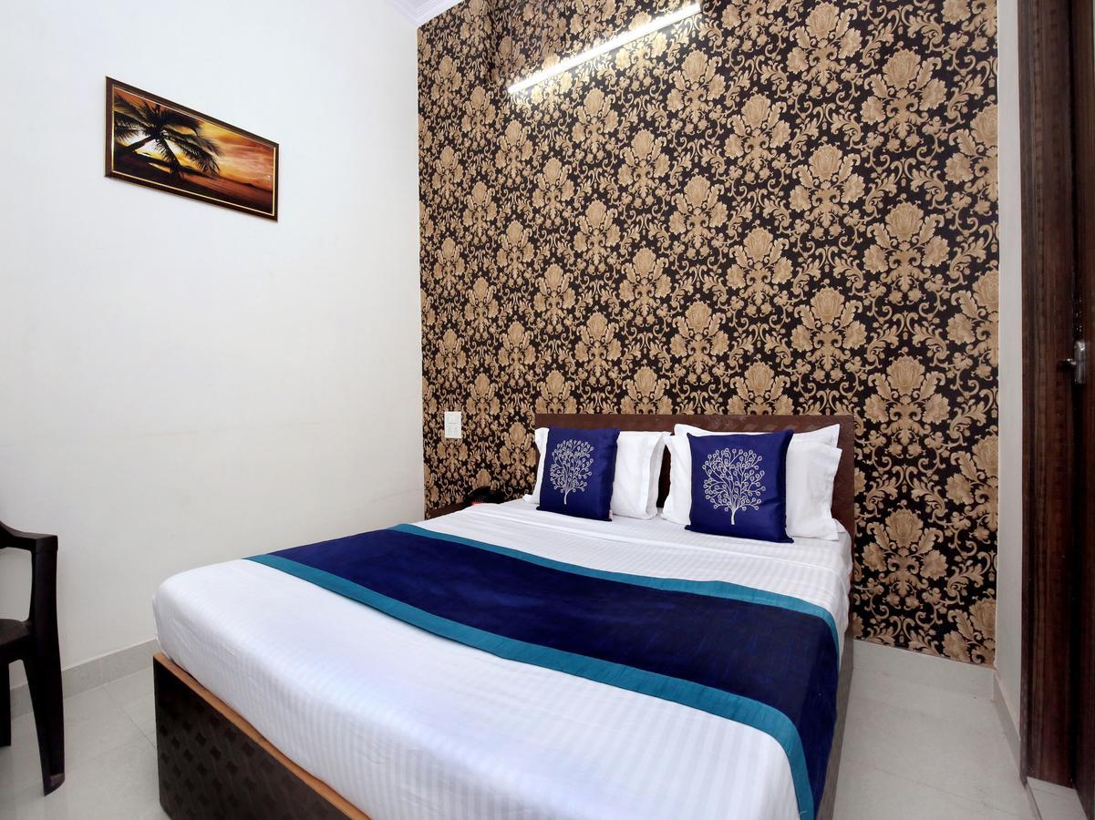 אמריצר Oyo 10075 Hotel Kaydee מראה חיצוני תמונה